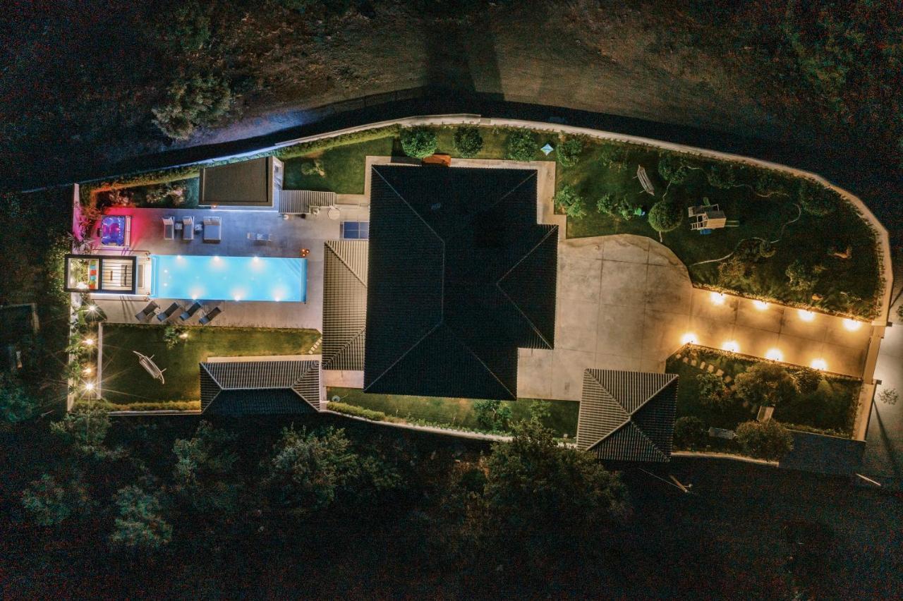 Pefki M Mansionヴィラ エクステリア 写真