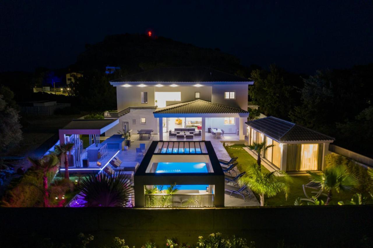Pefki M Mansionヴィラ エクステリア 写真